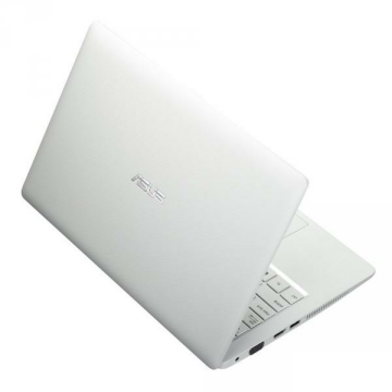ASUS VivoBook X200CA 11.6&quot; Notebook - Intel Pentium 1.8GHz, 4GB RAM, 1TB HDD, UK Tastatur